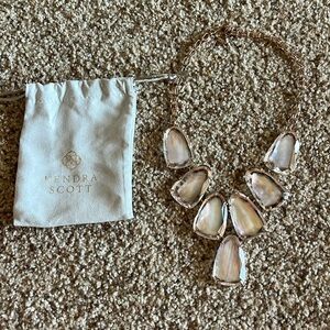 Bib necklace